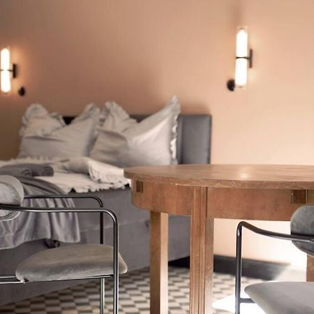 Elegant Apartment In The City Center Vratislav Exteriér fotografie