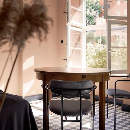 Elegant Apartment In The City Center Vratislav Exteriér fotografie
