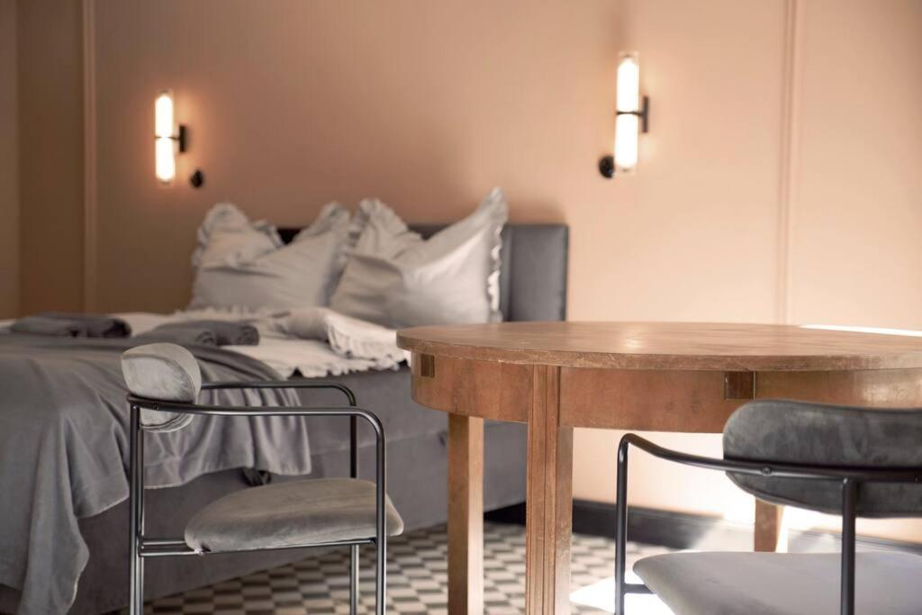 Elegant Apartment In The City Center Vratislav Exteriér fotografie
