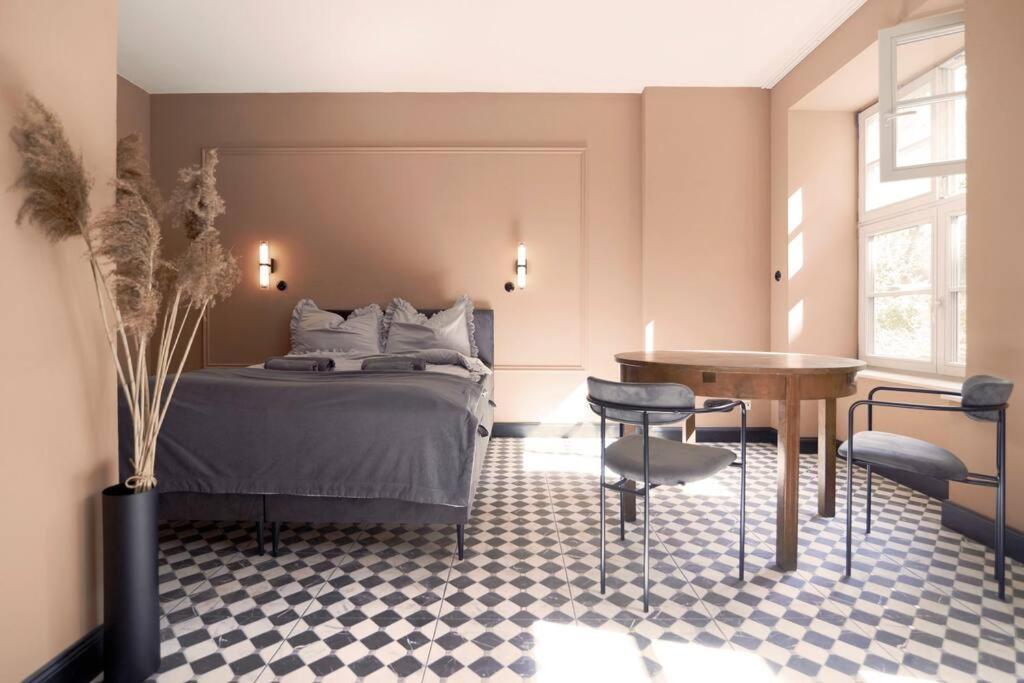 Elegant Apartment In The City Center Vratislav Exteriér fotografie