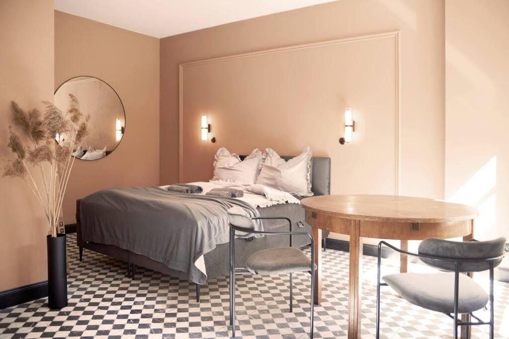 Elegant Apartment In The City Center Vratislav Exteriér fotografie
